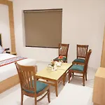 Hotel Mayra Grand By Mayra Group Of Hotels