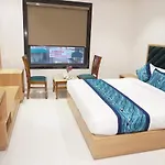 Hotel Mayra Grand By Mayra Group Of Hotels
