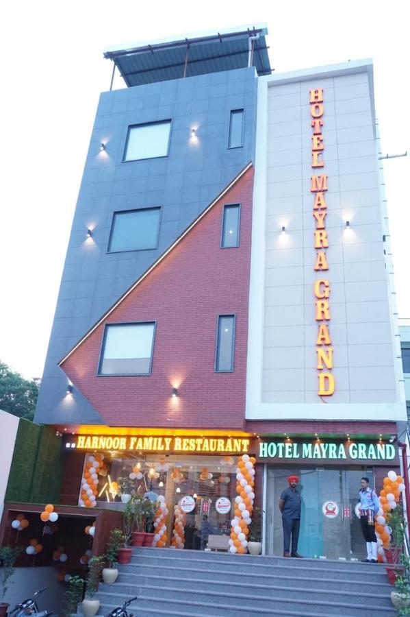 Hotel Mayra Grand By Mayra Group Of